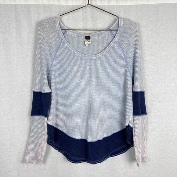 Free People Top Diamond Dozen Blue Thermal Slouchy Boho Artsy Fall Grunge Casual - Picture 1 of 5